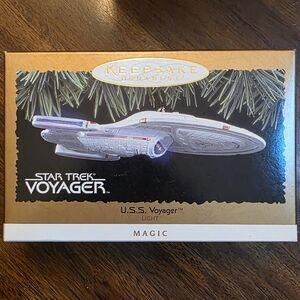 Keepsake Ornament Star Trek: Voyager U.S.S. Voyager 1999